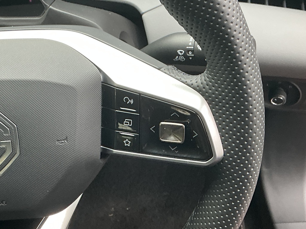 MG MG4 53.9Kwh Premium Long Range Hatchback #32