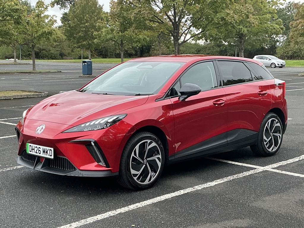 MG MG4 170Kw Premium Long Range 64Kwh Red #4