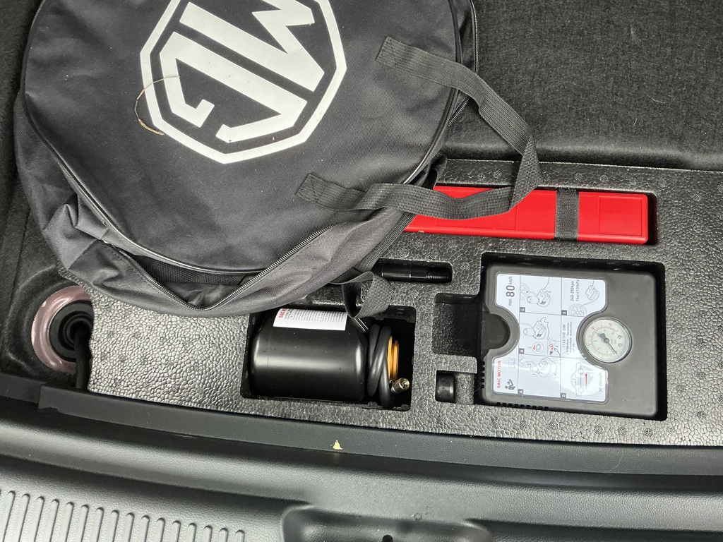 MG MG4 53.9Kwh Premium Long Range Hatchback #37