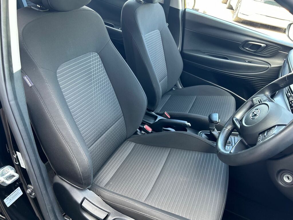 Hyundai I20 Hatchback Blue #25