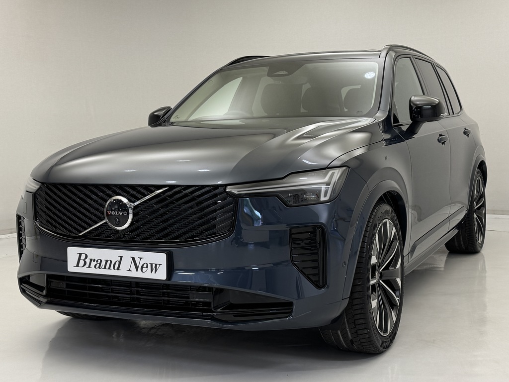 Volvo XC90 2.0 B5p Ultra Dark Awd Geartronic Revised  #4