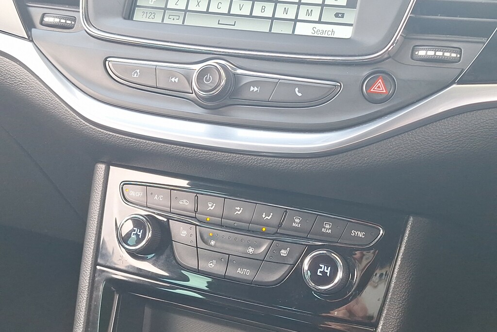Vauxhall Astra Griffin Edition- With Heated Seats Heated Steeri Red #19