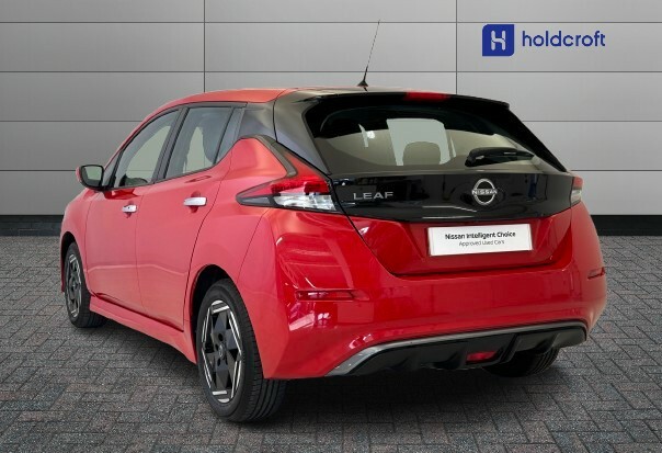 Nissan Leaf 59Kwh E Tekna Hatchback 217 Ps Red #7