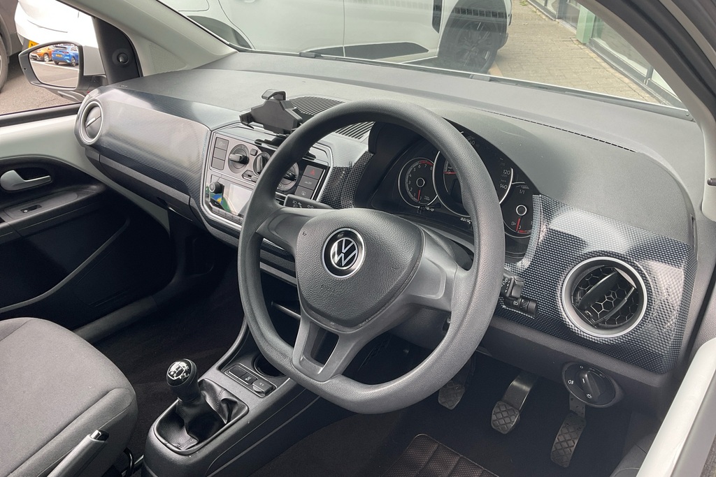 Volkswagen Up 1.0 Up Red #34