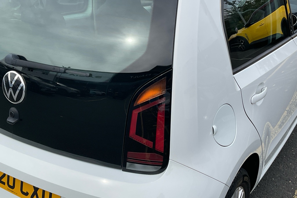 Volkswagen Up 1.0 Up Red #17