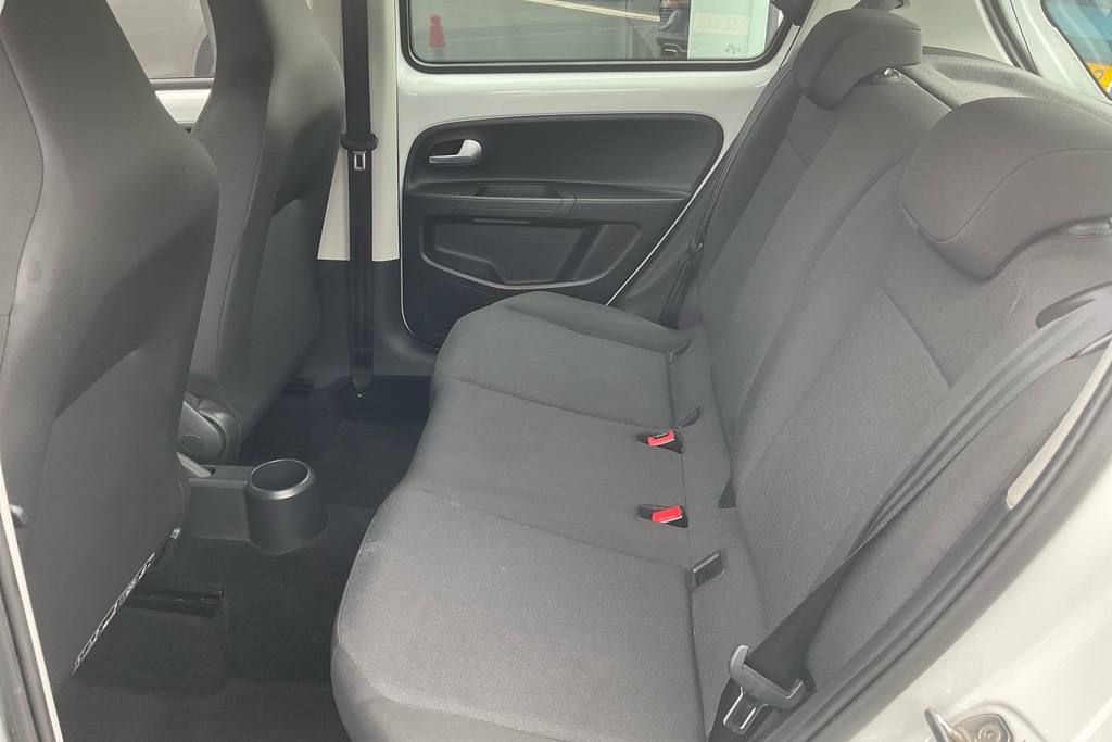 Volkswagen Up 1.0 Up Red #9