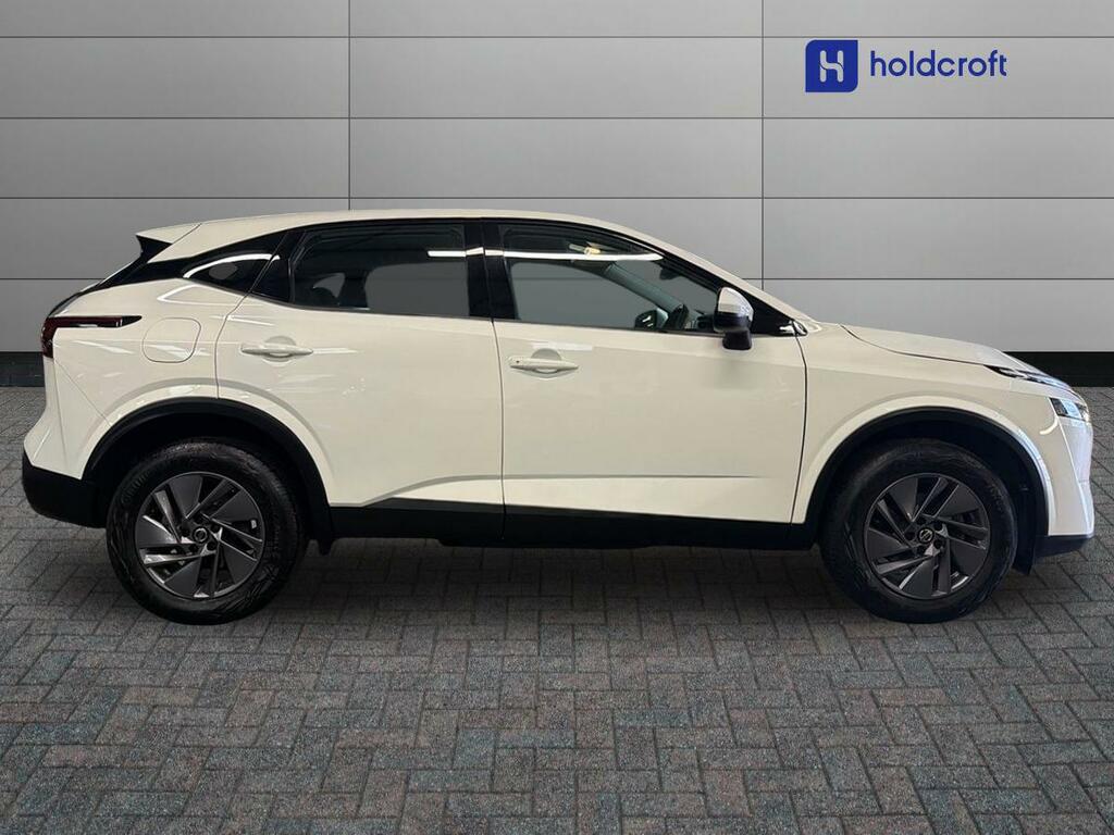 Nissan Qashqai 1.3 Dig-t Mh Acenta Premium White #2