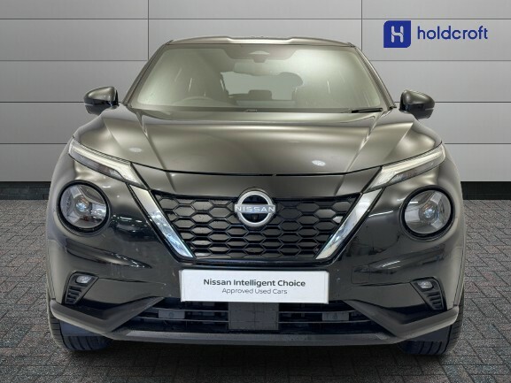 Nissan Juke 1.0 Dig-t Tekna Dct Black #2