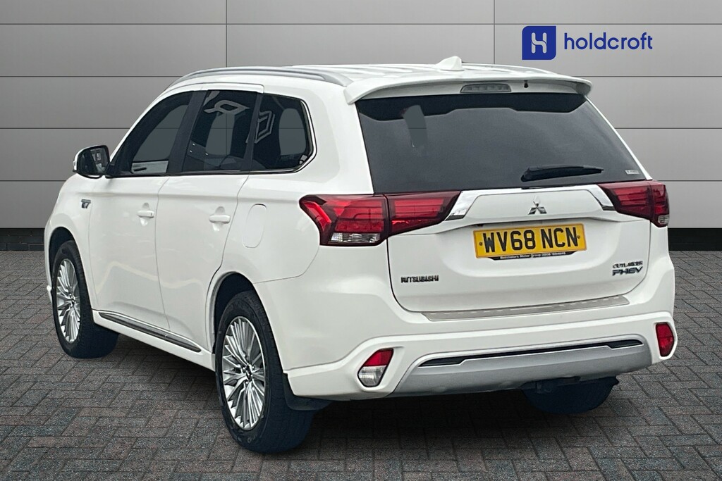 Mitsubishi Outlander 2.4 Phev 4H White #2