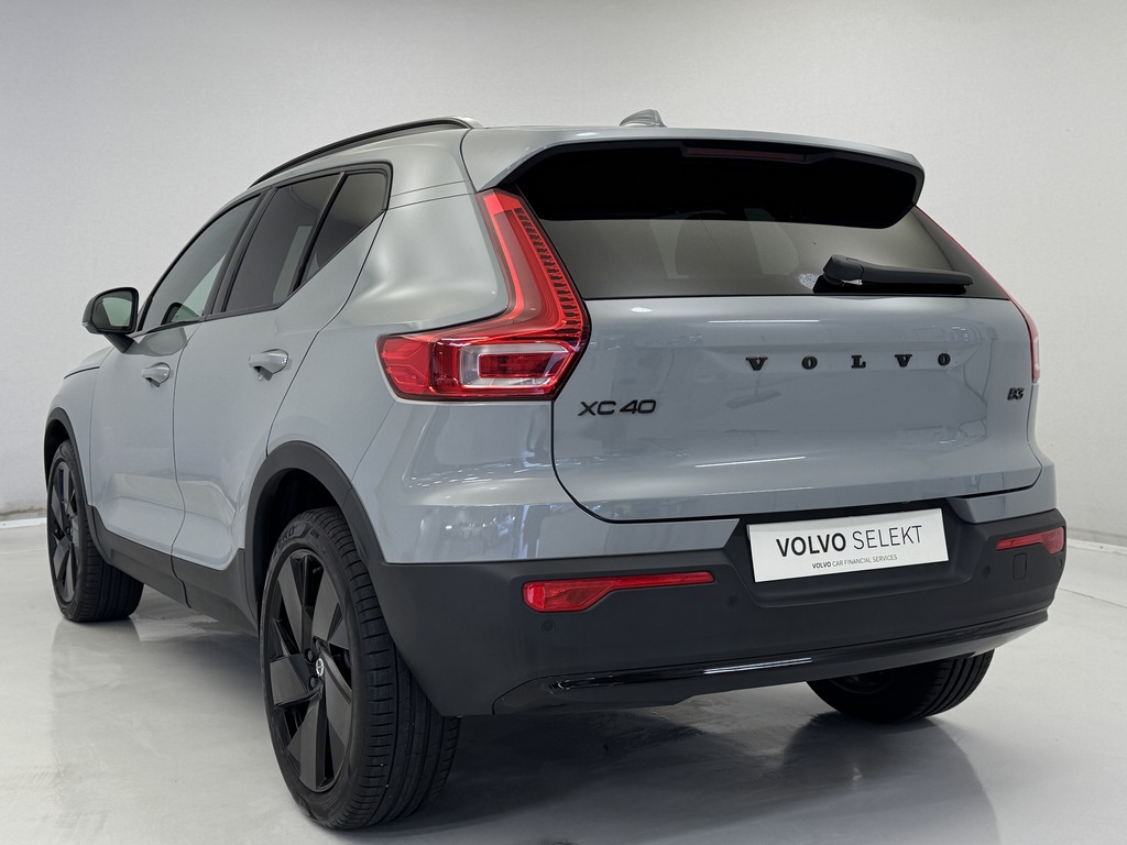 Volvo XC40 2.0 B3p Plus Black Edition Grey #6