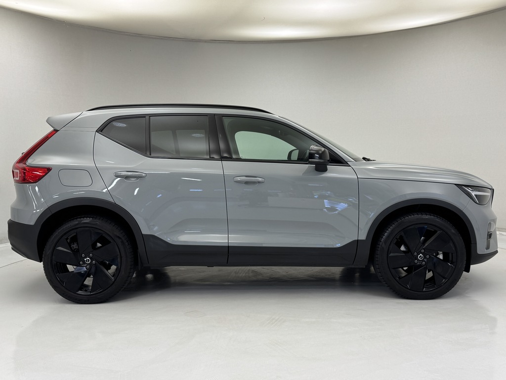 Volvo XC40 2.0 B3p Plus Black Edition Grey #2