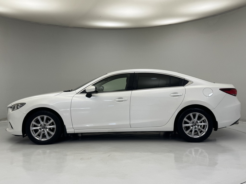 Mazda 6 2.2D Se-l White #4
