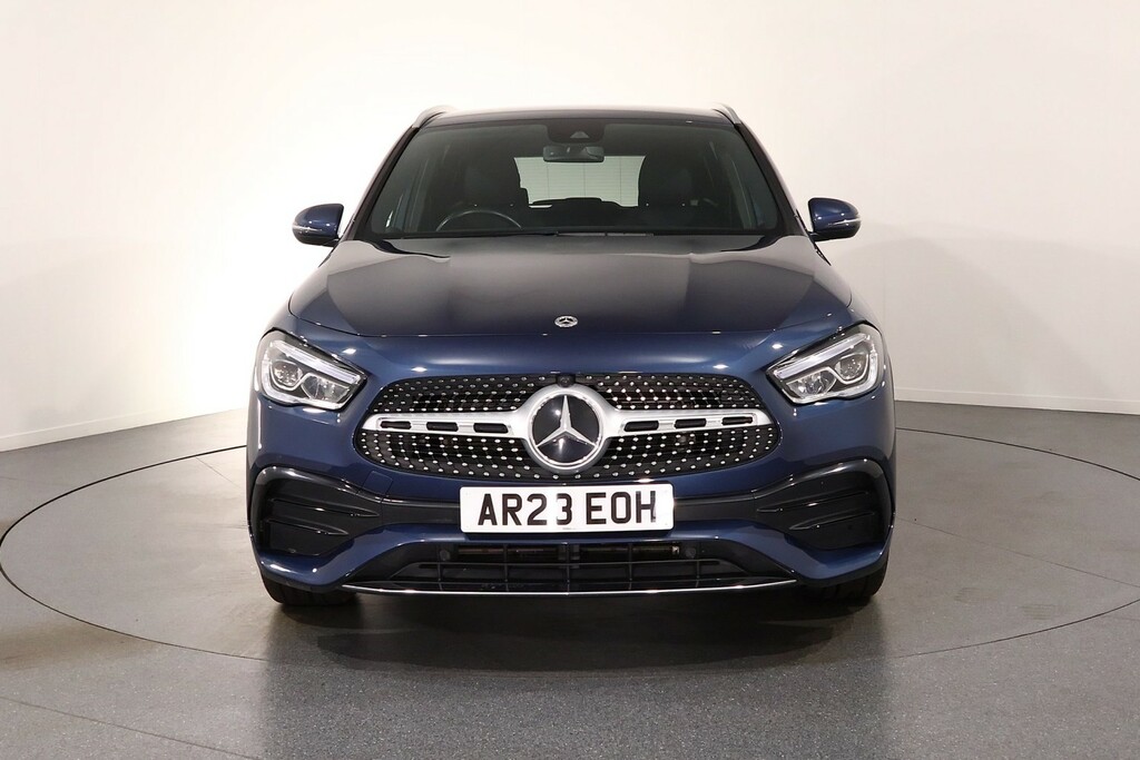 Mercedes-Benz GLA Class 200 Amg Line Executive AR23EOH Blue #2