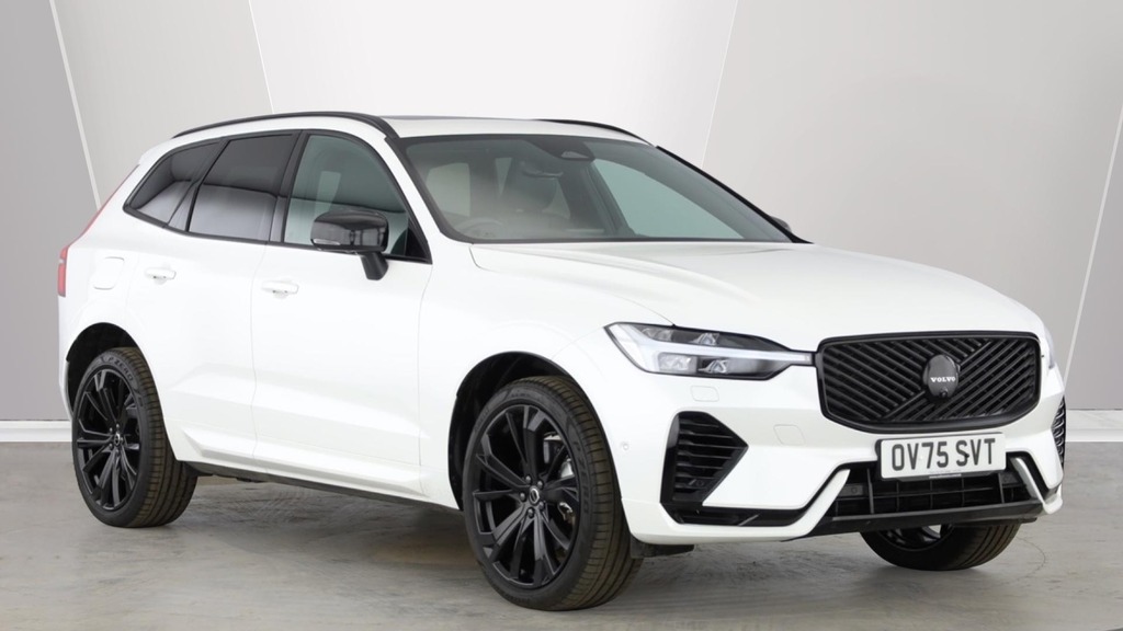 Volvo XC60 Ultra Black Edition White