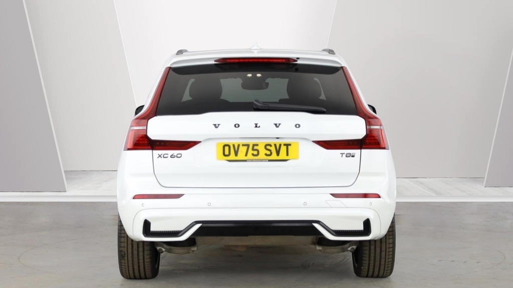 Volvo XC60 Ultra Black Edition White #4