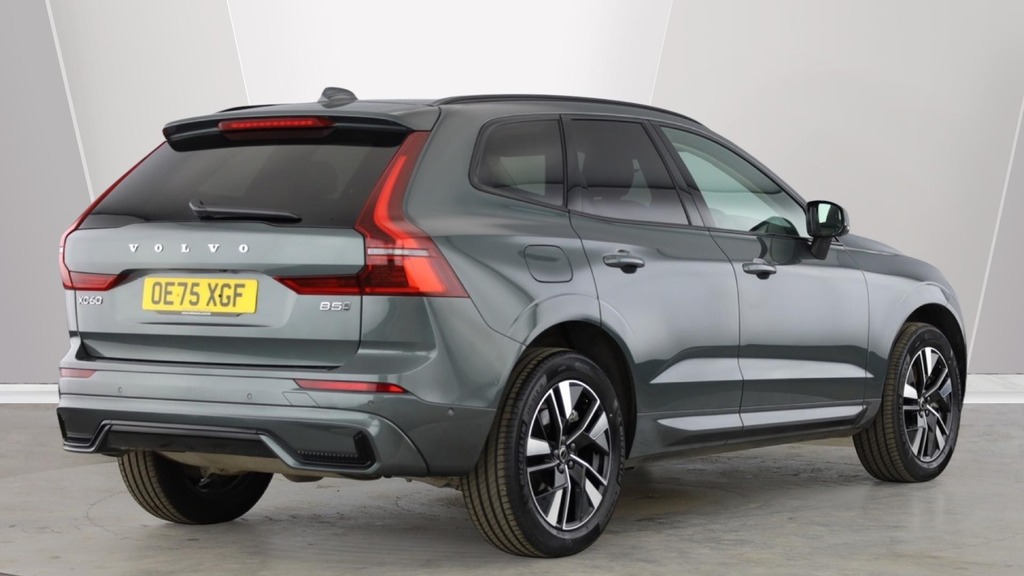 Volvo XC60 Plus Green #6