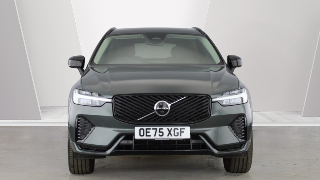 Volvo XC60 Plus Green #3