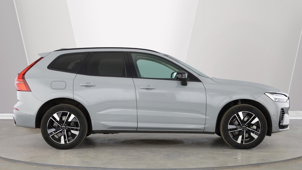 Volvo XC60 Plus Grey #2