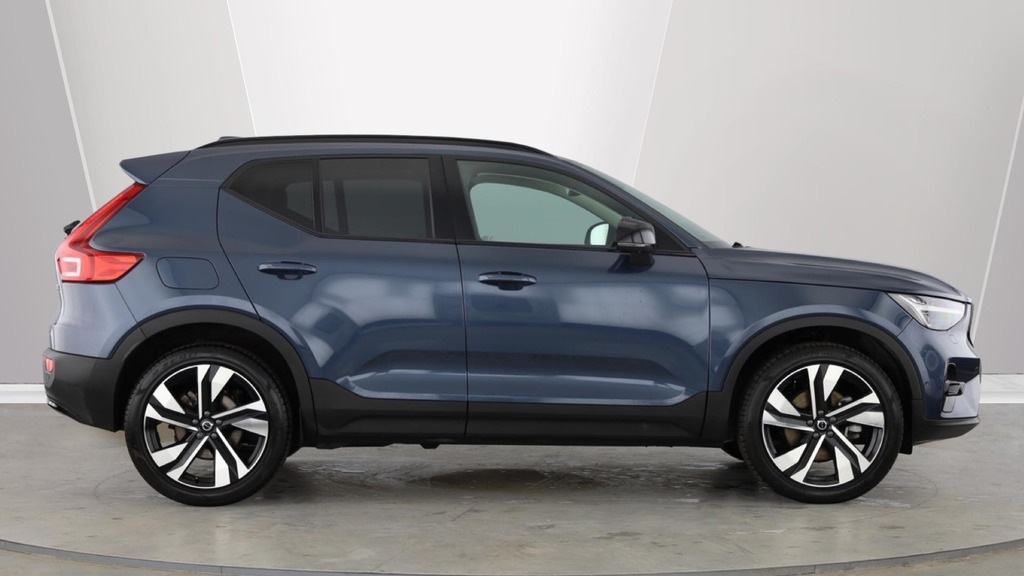 Volvo XC40 Ultra Dark Blue #2