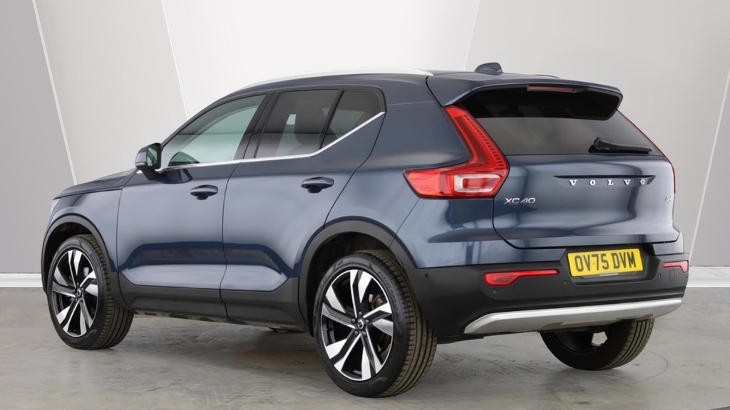 Volvo XC40 2.0 B3p Core Green #8