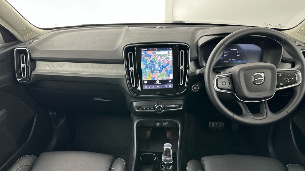 Volvo XC40 2.0 B3p Plus Dark  #10