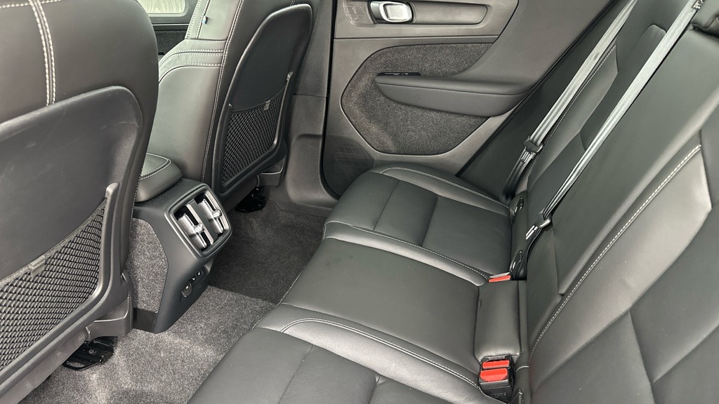 Volvo XC40 2.0 B3p Plus Dark  #13