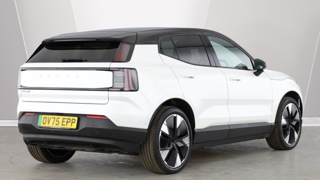 Volvo EX30 Ultra White #6