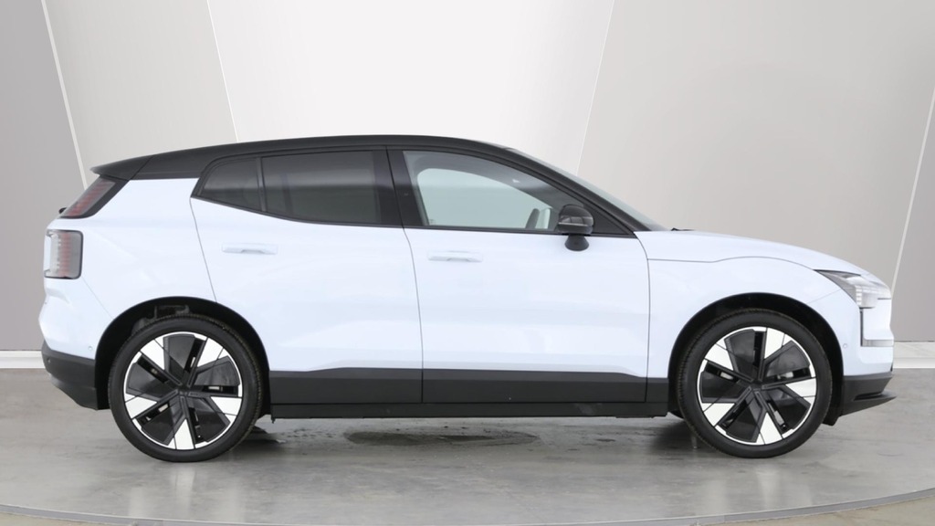 Volvo EX30 Ultra Blue #2