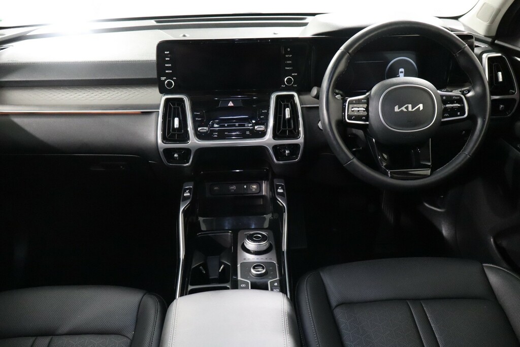 Kia Sorento 4 Black #11