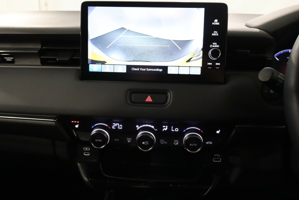 Honda Hr-V Elegance White #24