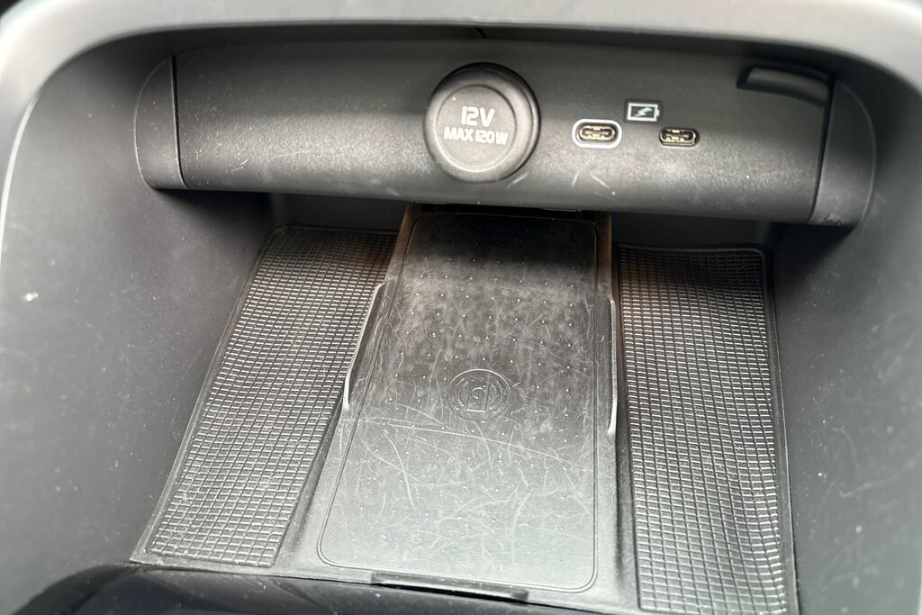 Volvo XC40 1.5L Core Black #37