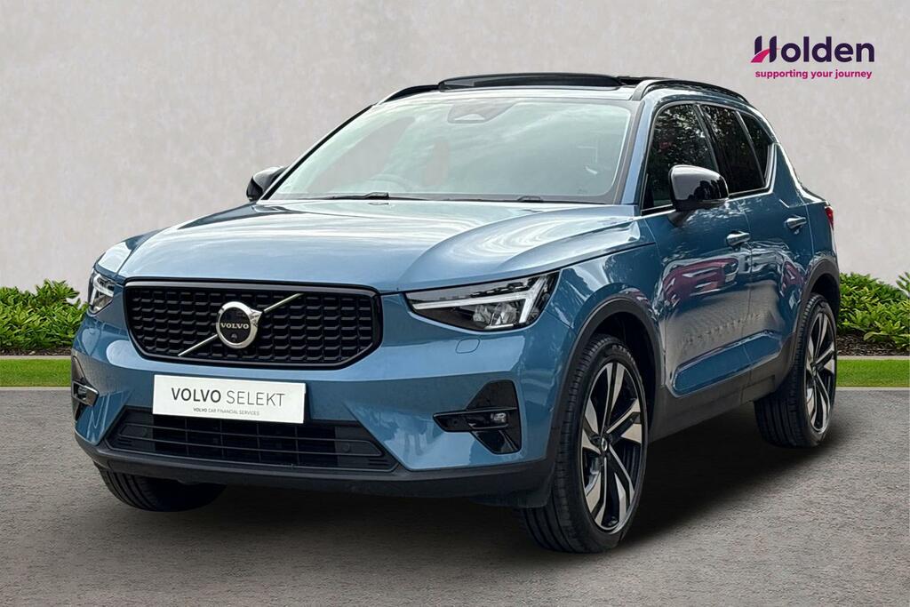 Volvo XC40 1.5L Core Black #9