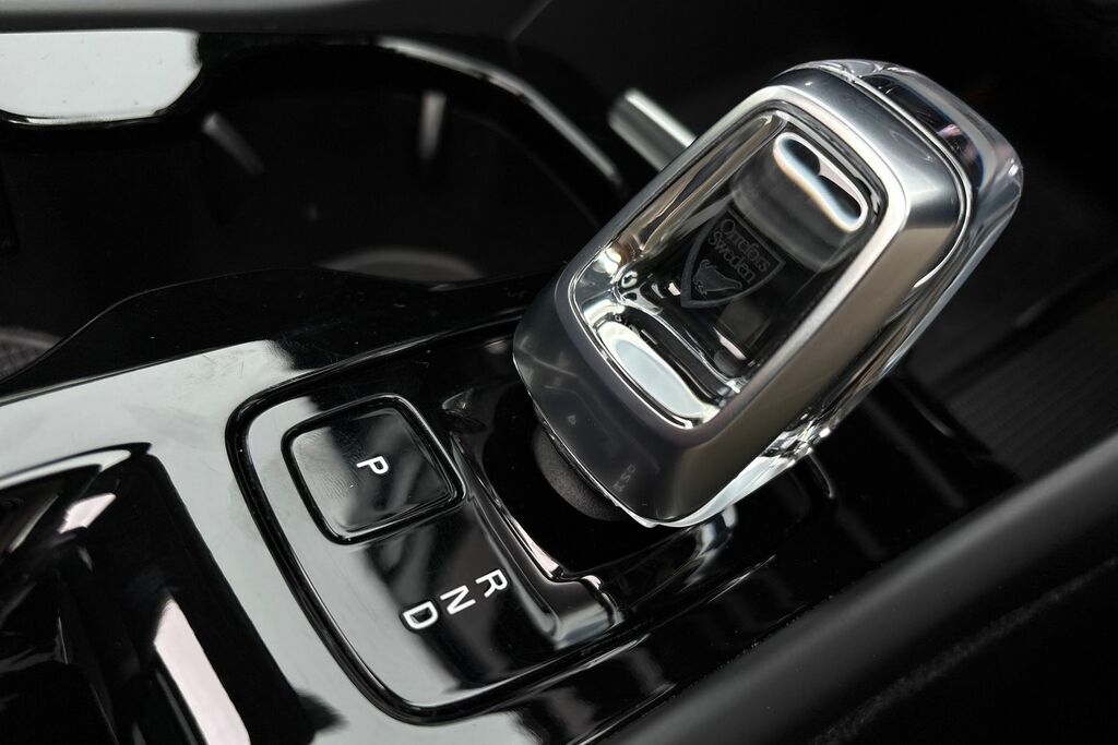 Volvo XC40 1.5L Core Black #13