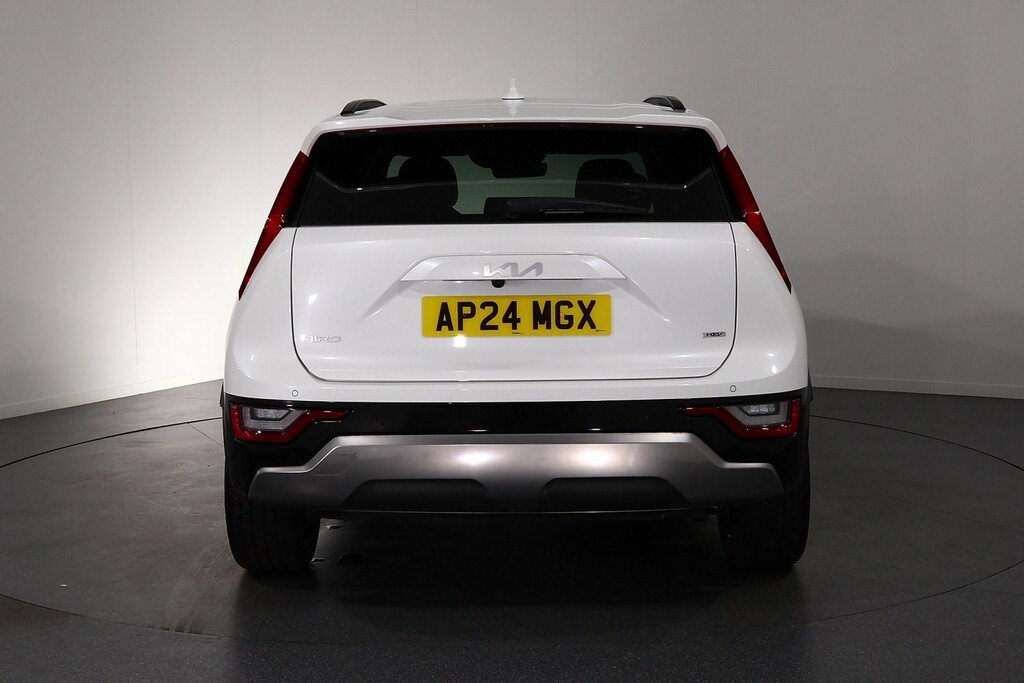 Kia Niro 3 White #6