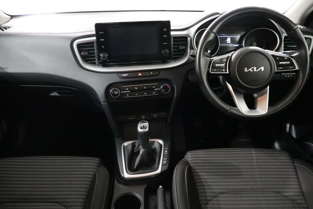 Kia Xceed 1.6 Gdi Phev 3 Dct White #11