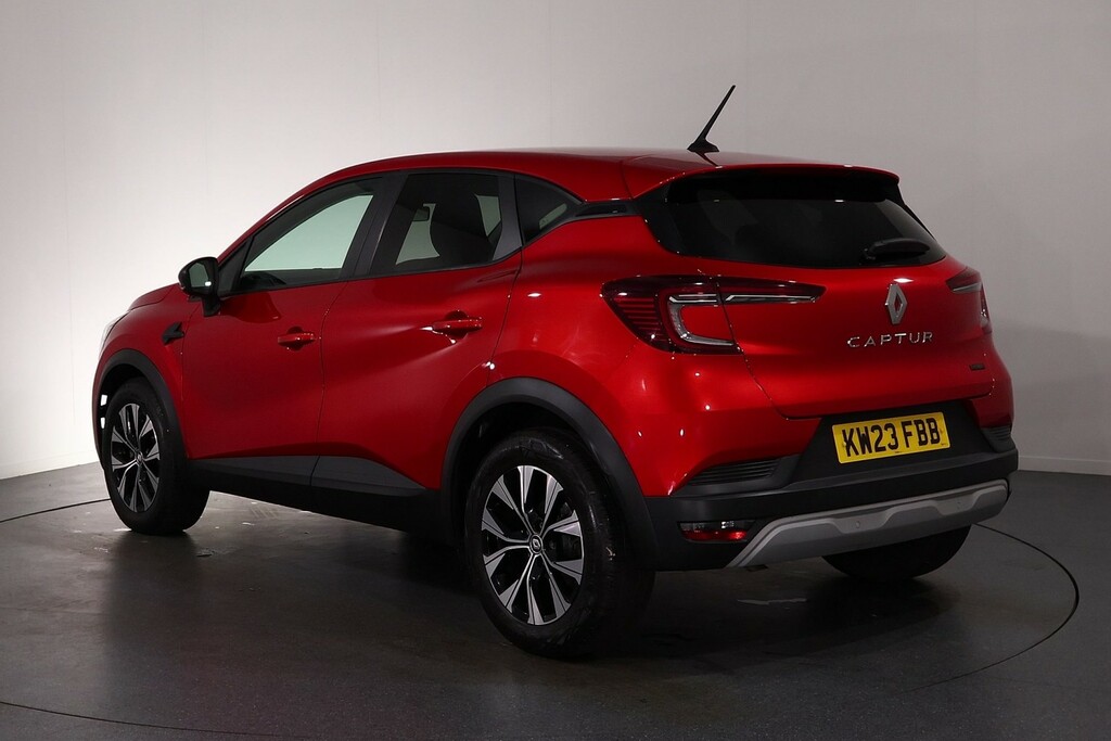 Renault Captur Evolution Red #5