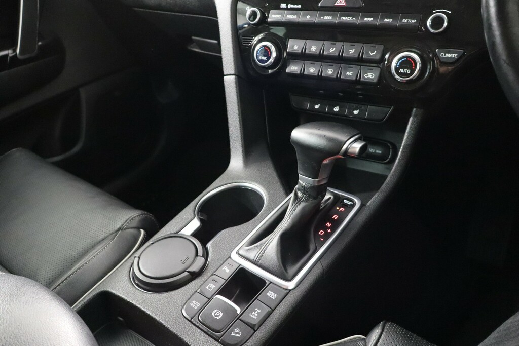 Kia Sportage Black #20