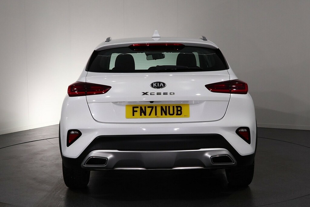 Kia Xceed 1.0T 2 White #6