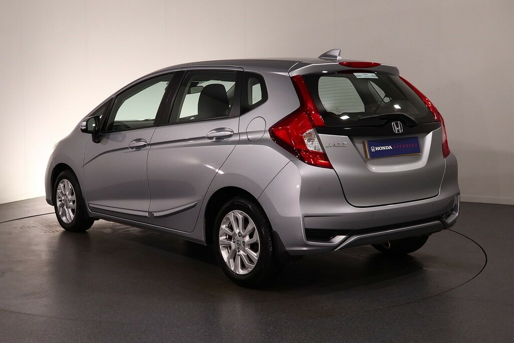 Honda Jazz 1.3 I-vtec Se Navi AO18HYF Silver #5