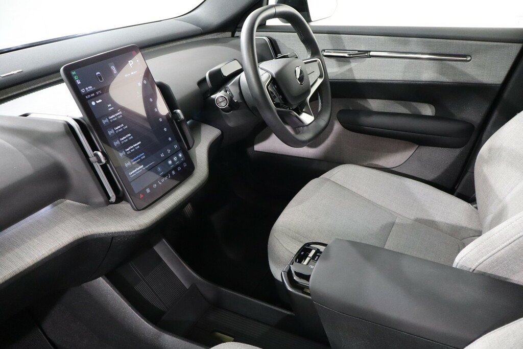 Volvo EX30 Ultra Grey #10