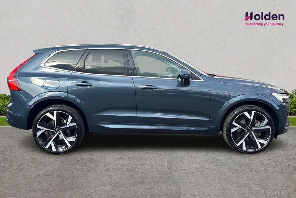 Volvo XC60 Ultra Bright Blue #4