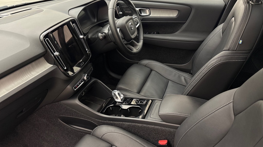 Volvo XC40 Ultra Dark Blue #6