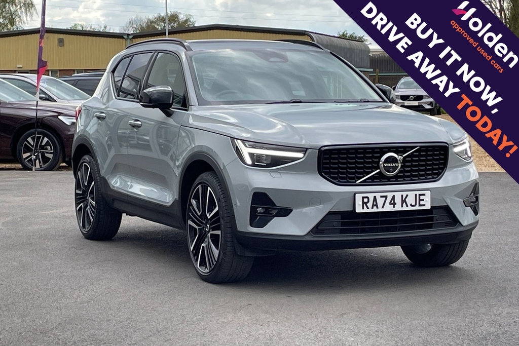 Volvo XC40 Ultra Dark Grey