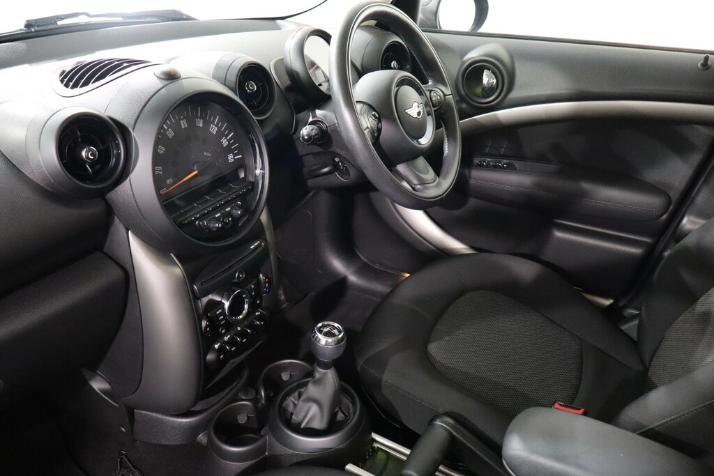 Mini Countryman 1.6 Cooper 122 Bhp Black #10
