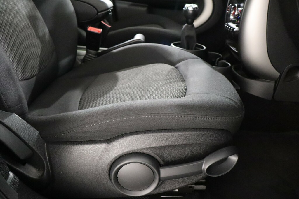 Mini Countryman 1.6 Cooper 122 Bhp Black #20
