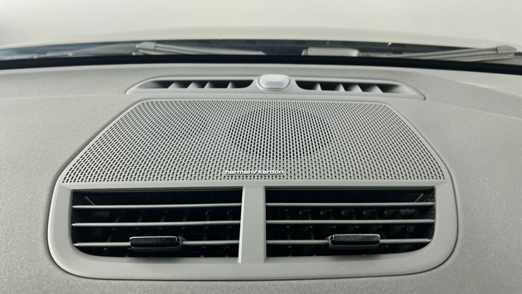 Polestar 2 220Kw 82Kwh Long Range Single Motor Prime Black #24