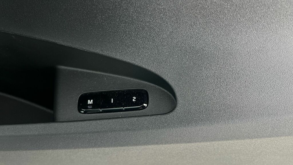 Polestar 2 220Kw 82Kwh Long Range Single Motor Prime Black #37