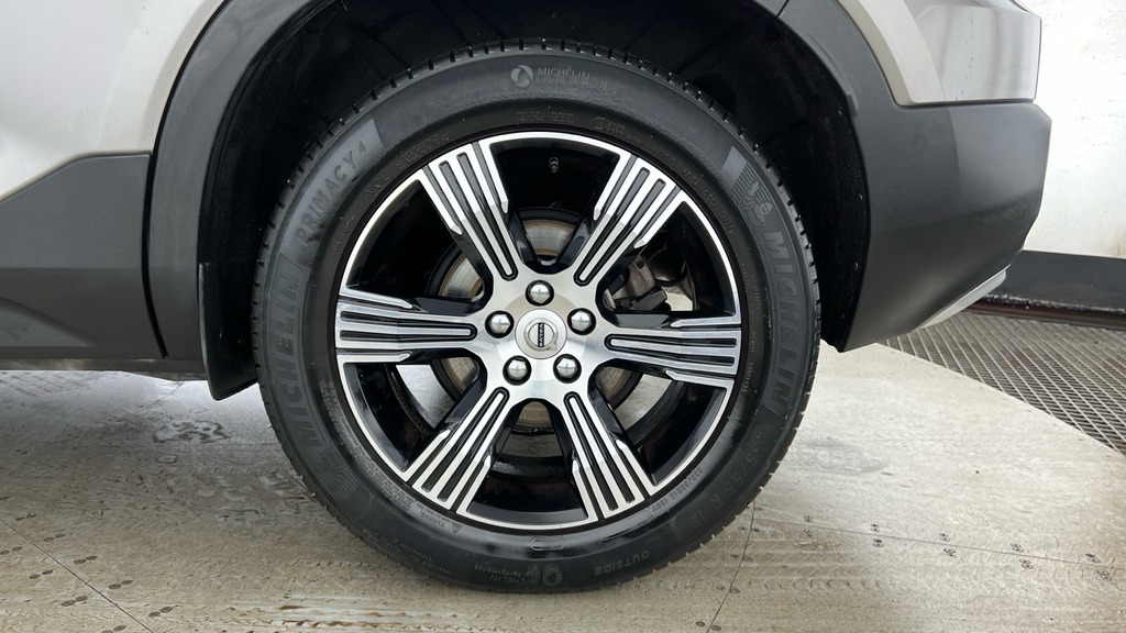 Volvo XC40 Inscription Grey #4