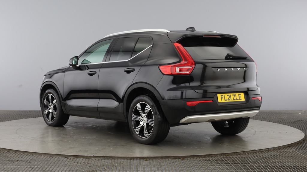 Volvo XC40 Inscription Black #3