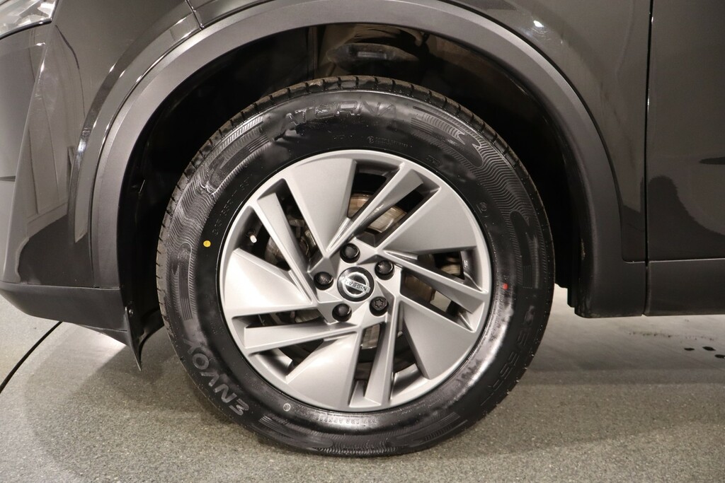 Nissan Qashqai Acenta Premium Black #9